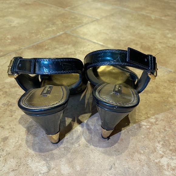 LOUIS VUITTON Green Monogram No Doubt! Sling back Sandal - Picture 10 of 13